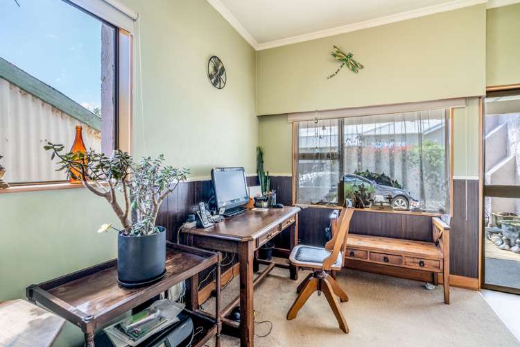 11 Coronation Street Strathern_13