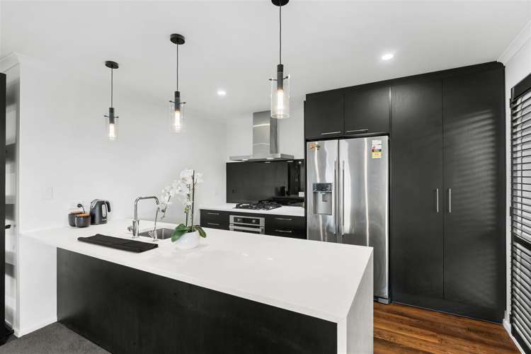 4 Arabella Crescent Yaldhurst_5