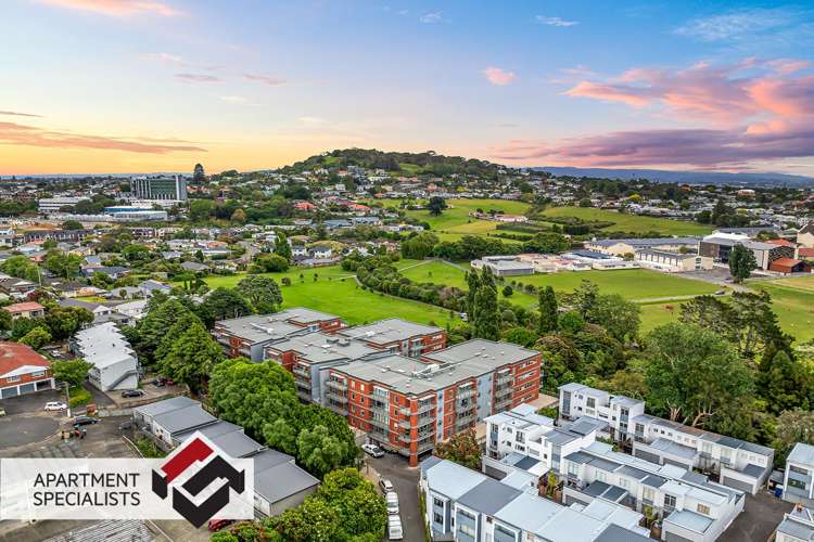 4 Wagener Place Mount Albert_24