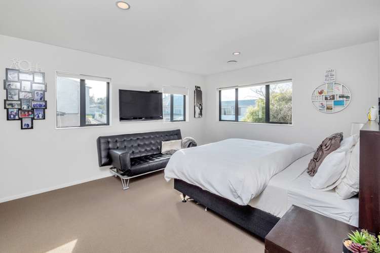7a Roberts Road Te Atatu South_10