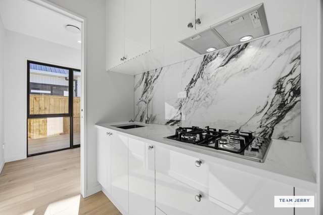 16 Tuwai Crescent Opaheke_3