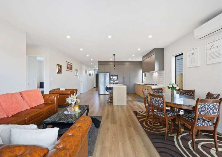 12 Korowhiti Road Clarks Beach_8
