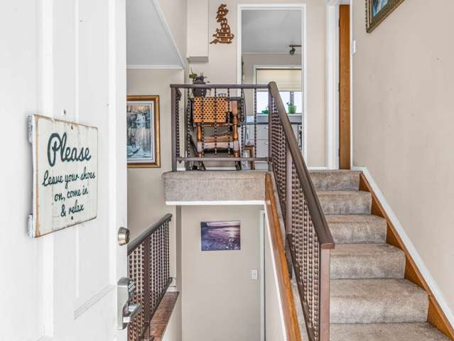 7 Burton Place Owhata_4