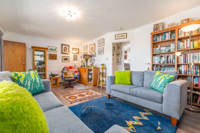 2/2 Ewenson Avenue One Tree Hill_3