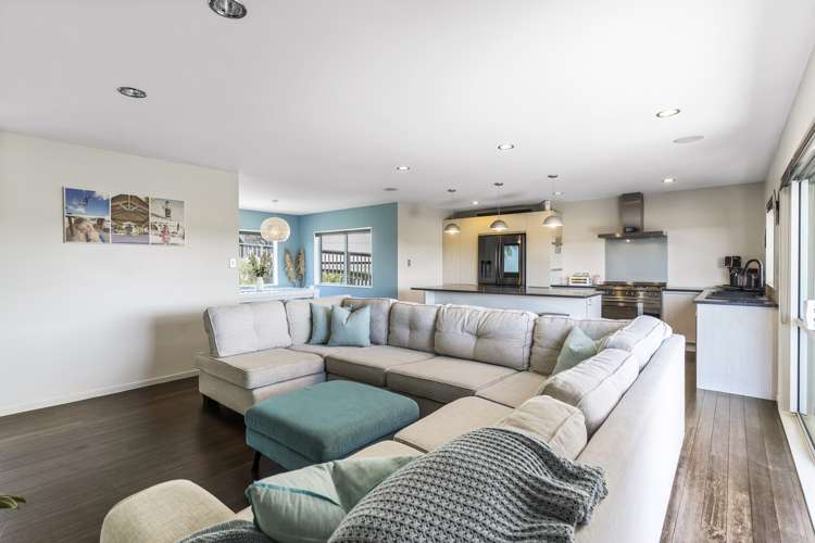 13 Fern Court Orewa_24