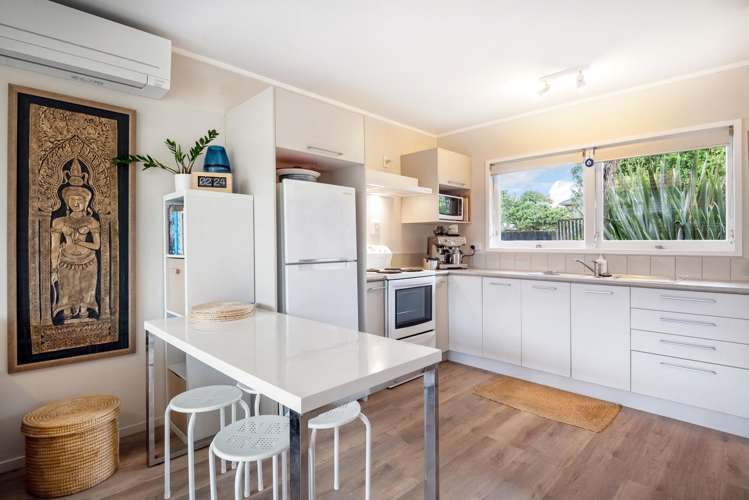 10/77 Old Lake Road Narrow Neck_6