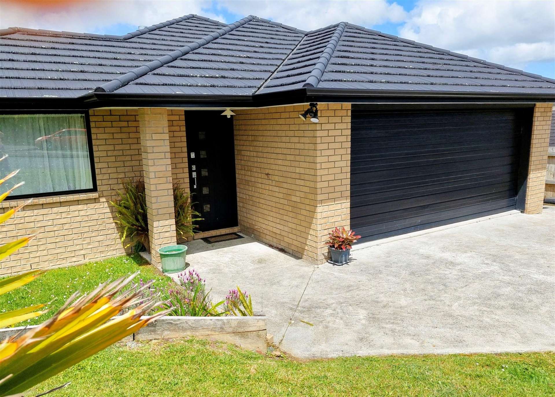 8 Muirfield Rise Te Kamo_0