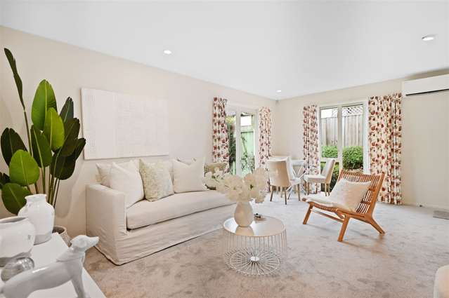 4 Fleur Lane Burwood_1