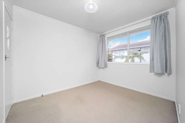  65 Brunner Road Glen Eden_4