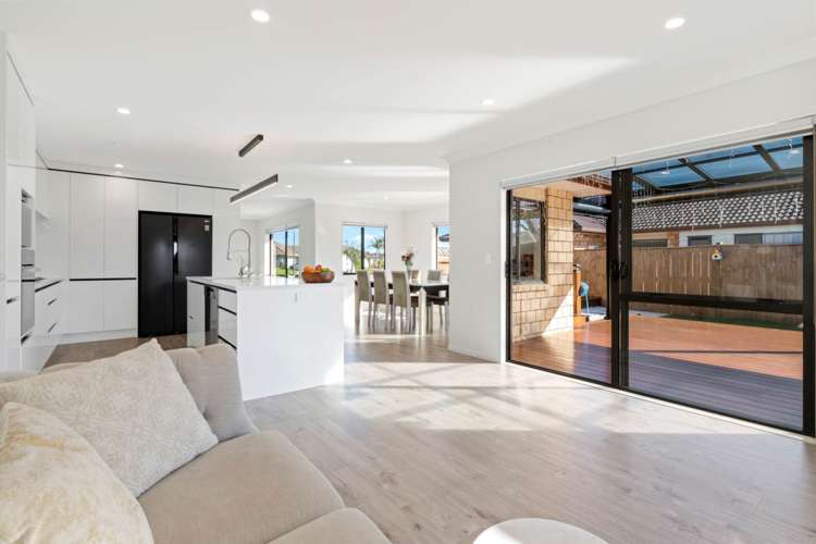 26 Bellshill Close Wattle Downs_8