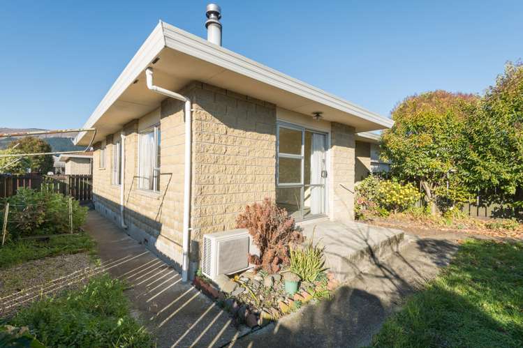 2/13 Gladstone Road Richmond_0