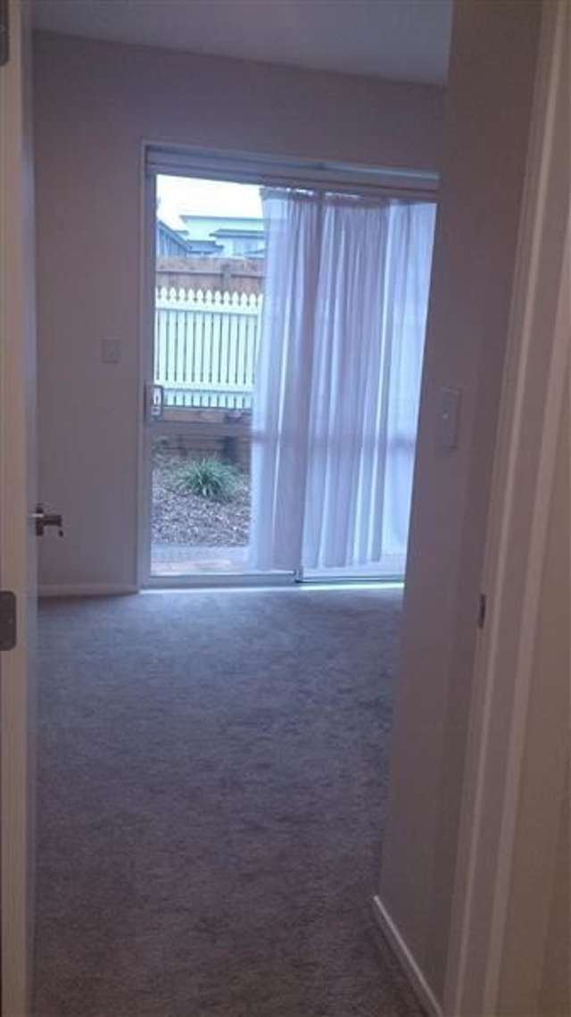 74 Huntington Park Drive Greenhithe_4