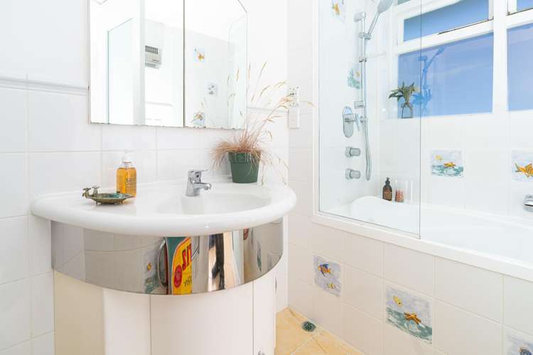 7A/19 Maida Vale Road Roseneath_22