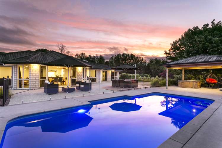 24 Windmill Drive Wainui_3