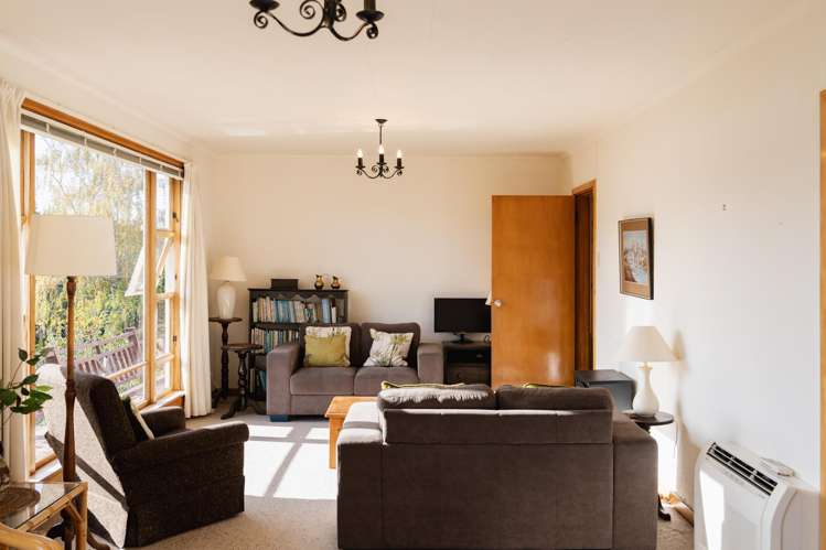 9 Saint Ronans Road Macandrew Bay_8