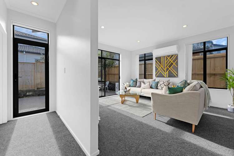 8 Bushpark Place Flat Bush_6