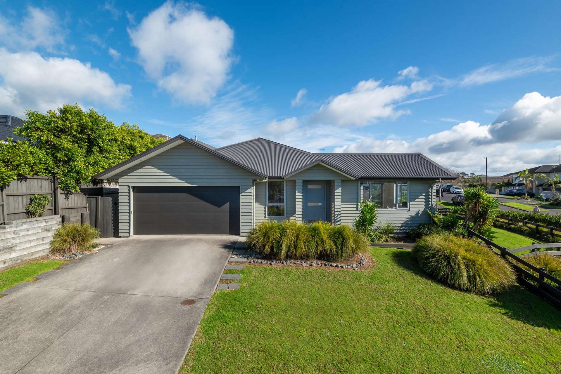 16 Major Henry Greens Silverdale_0