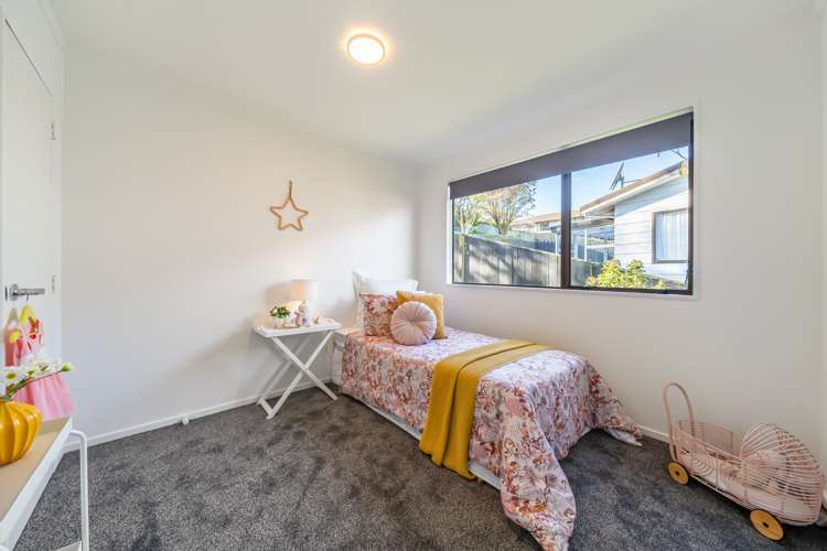 8 Forglen Place Tawa_19