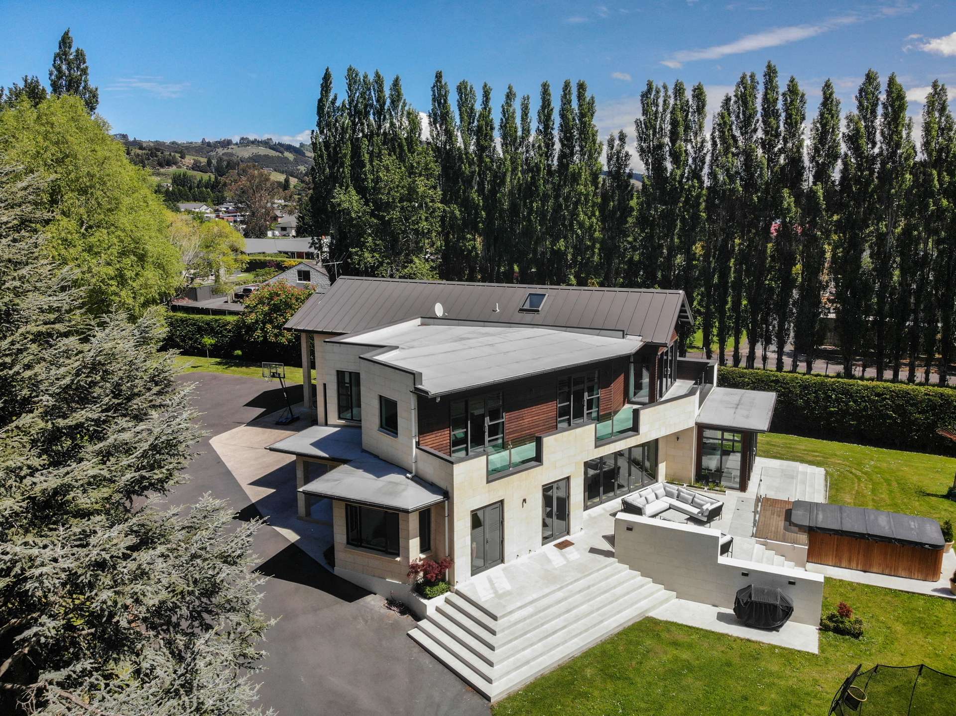 131 Gladstone Road South East Taieri_0
