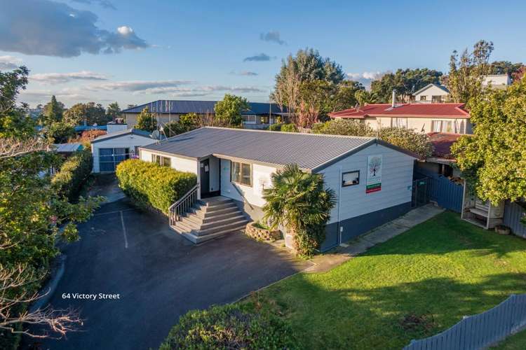4 Pamir Place & 64 Victory Street Welcome Bay_6