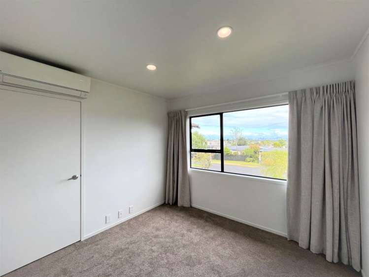 3 Trevone Place Forrest Hill_16