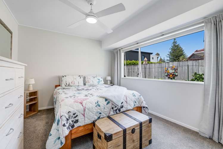 3B Pine Road Orewa_15