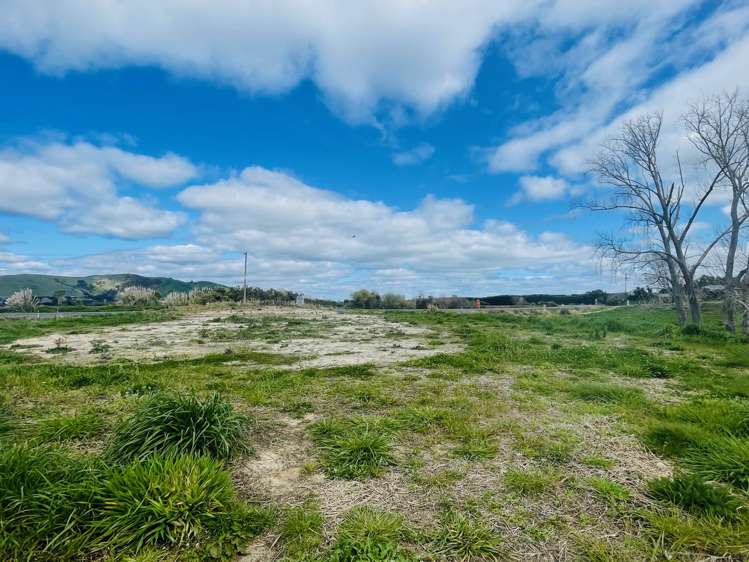 2221b State highway 2 Pukehina_4