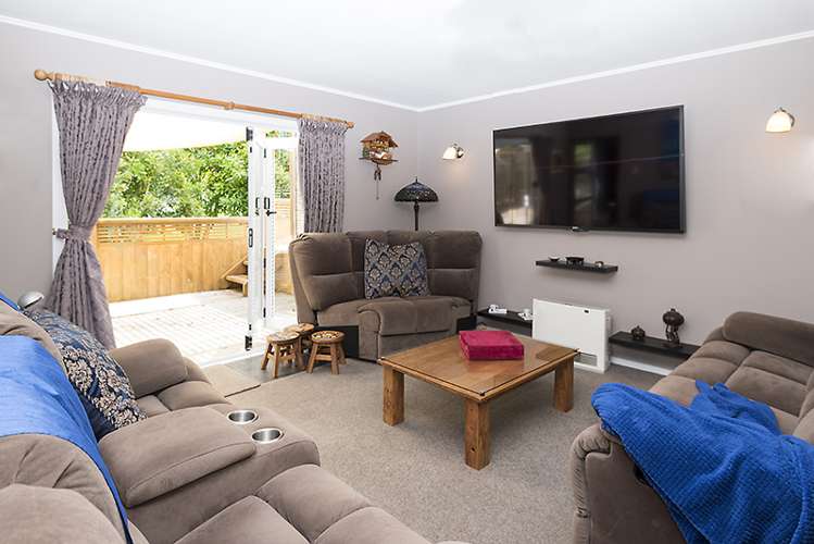 2/9 Dell Way Bucklands Beach_8