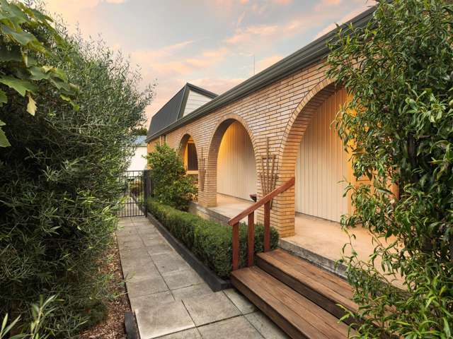 23 Gilbass Avenue Hamilton Lake_2