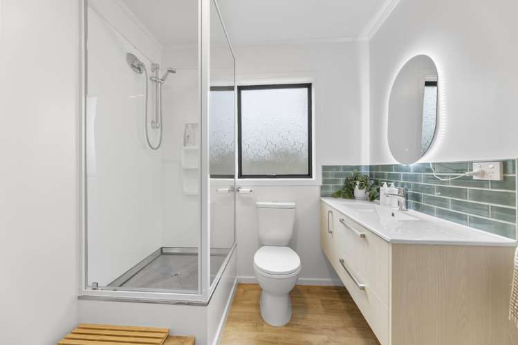 8 Clariton Avenue Green Island_20