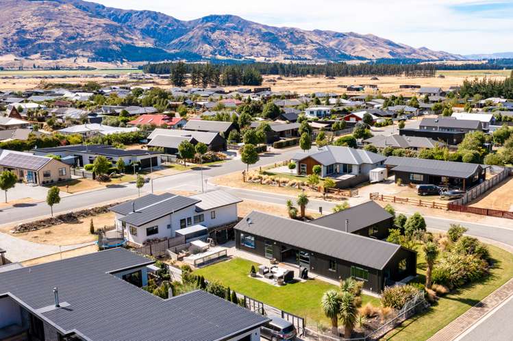 7 Francis Lane Lake Hawea_16