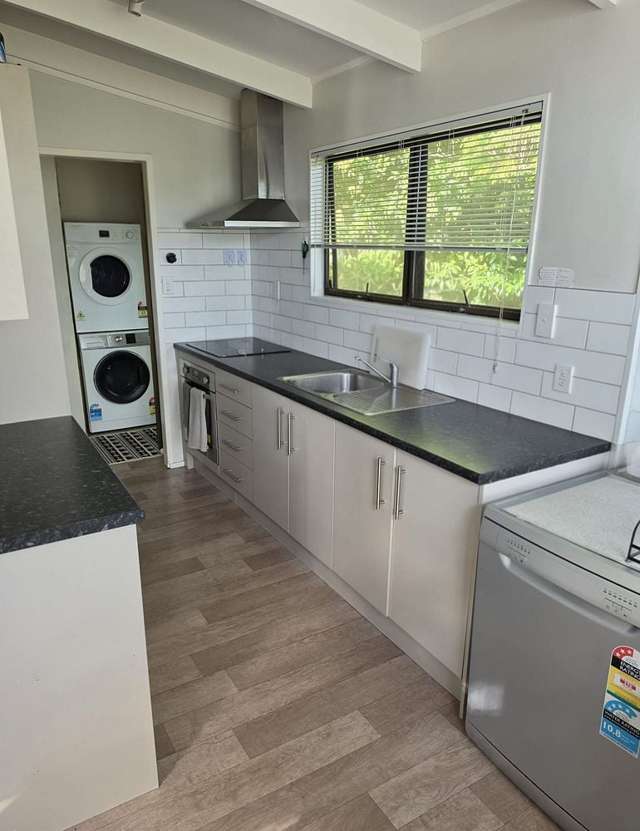 19 Chrisarda Place Red Hill_2