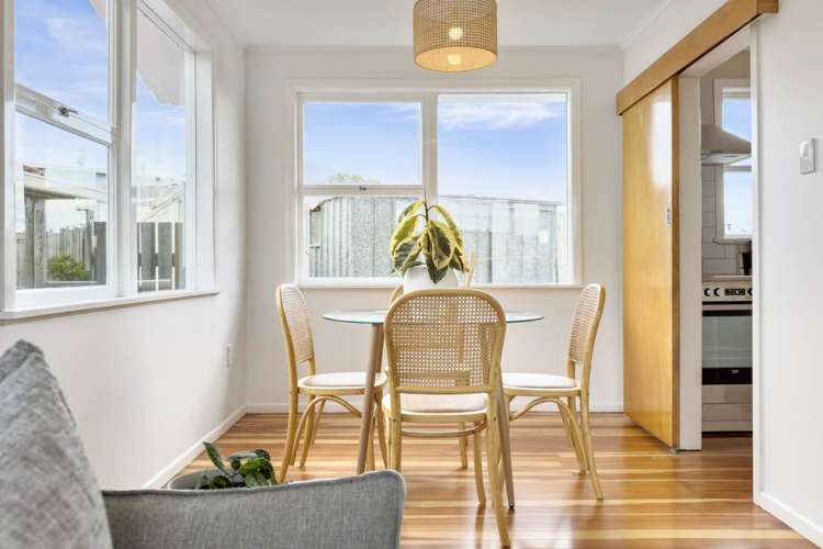 12 Fruitvale Road New Lynn_5