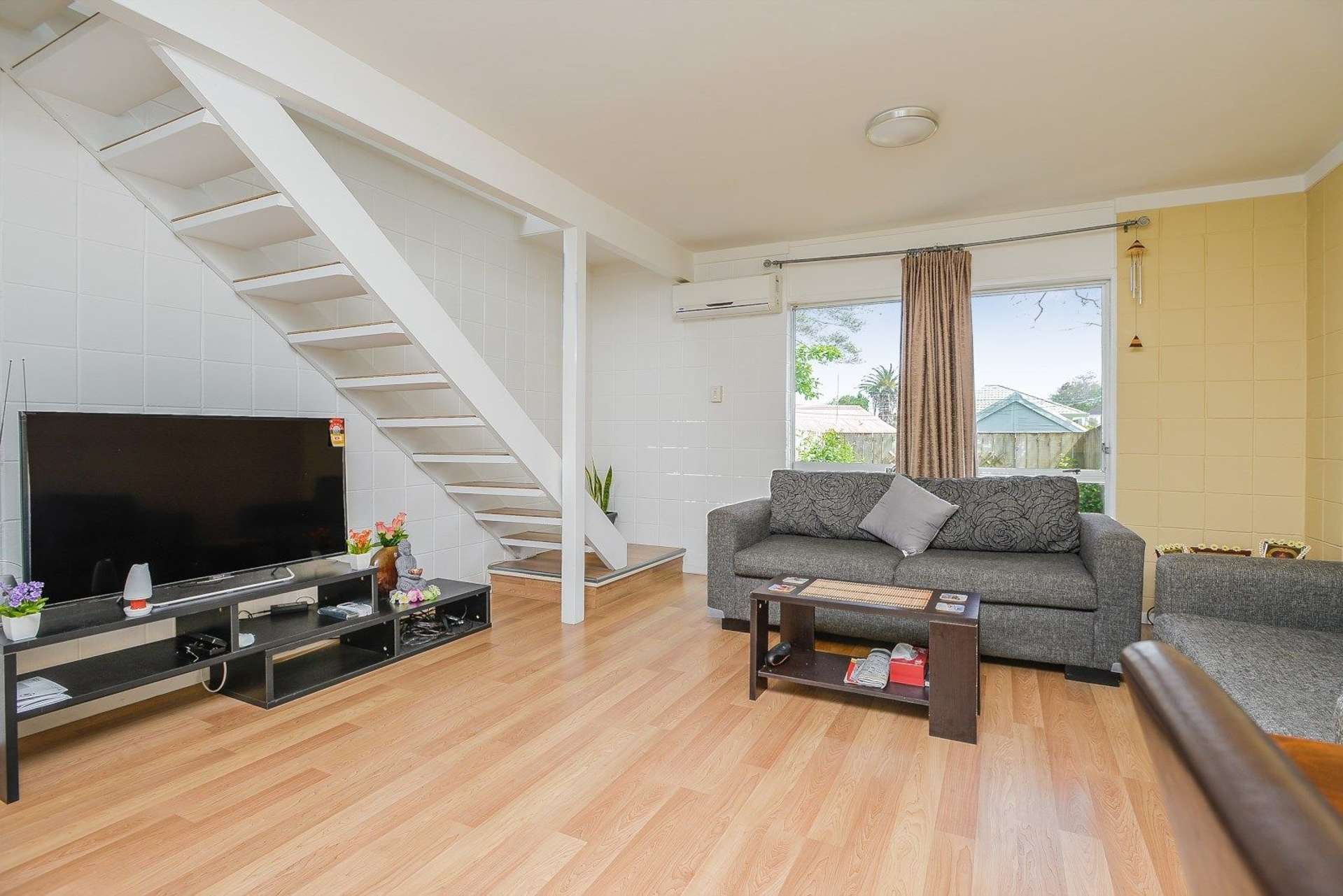 23 Fred Woodward Place Mount Roskill_0