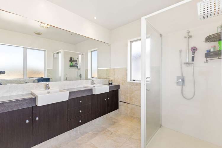 8 Viera Drive Flat Bush_15