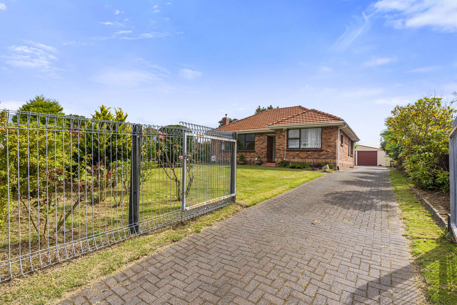 35 Robertson Street Glenholme_0