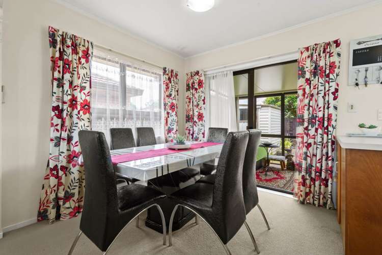 2/37 Prictor Street Papakura_4