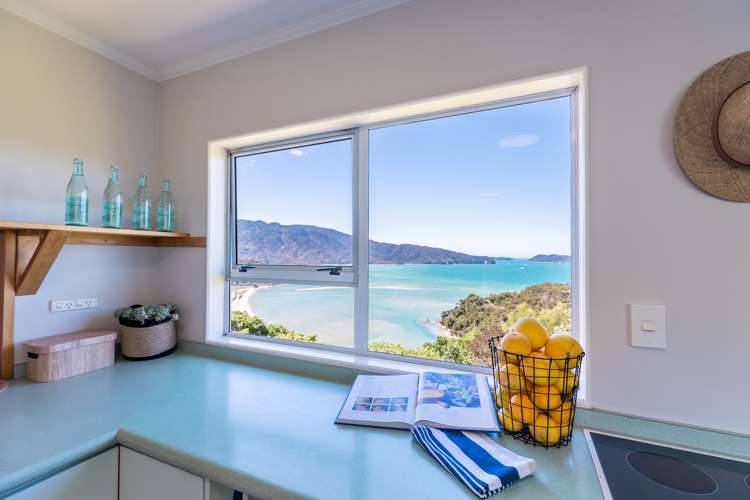 12 Lady Barkly Grove Kaiteriteri_18