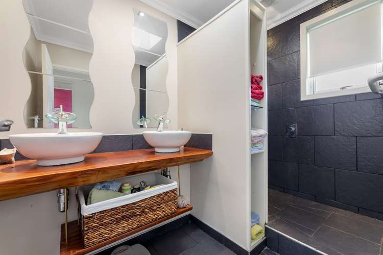 220 Rarangi Beach Road Rarangi_16