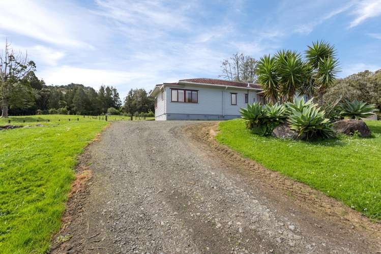 369 Mangakura Road Helensville_36