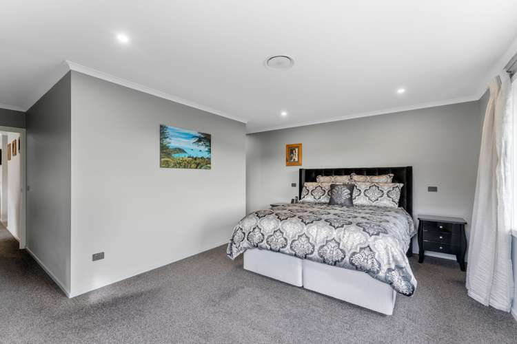 37 Quail Rise Stoke_9