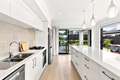 78 Butler Stoney Crescent_3