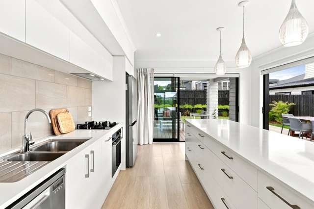 78 Butler Stoney Crescent Millwater_4