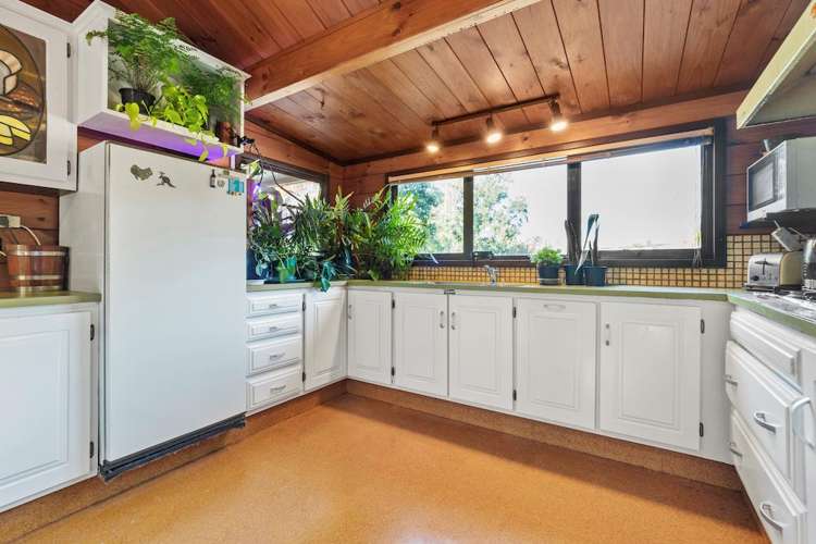 7 Spruce Place Totara Heights_14