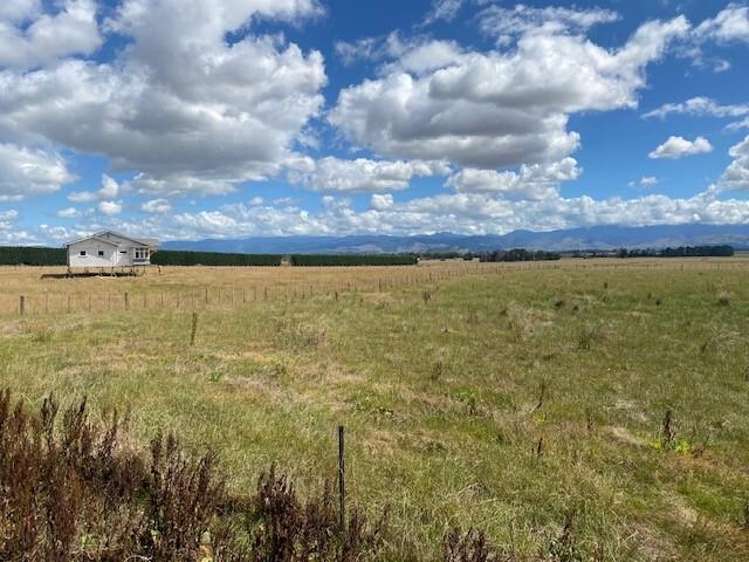 595 East Taratahi Road East Taratahi_4