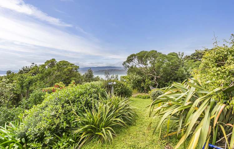 13 Signallers Grove Strathmore Park_18