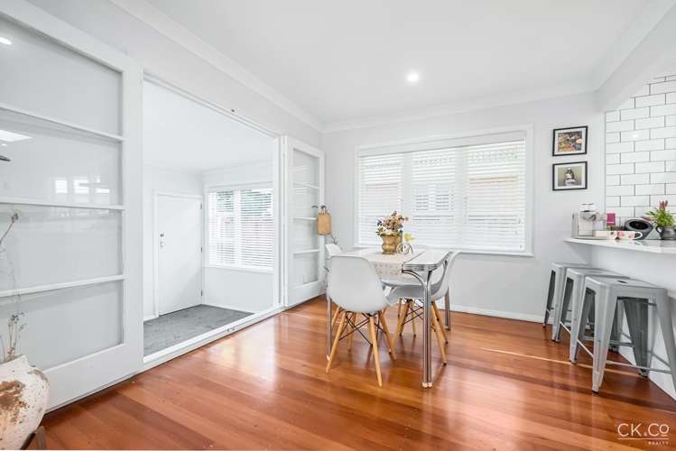 5 Chilton Grove Lower Hutt_11