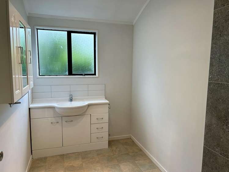 2/30 Ribblesdale Road Henderson_4