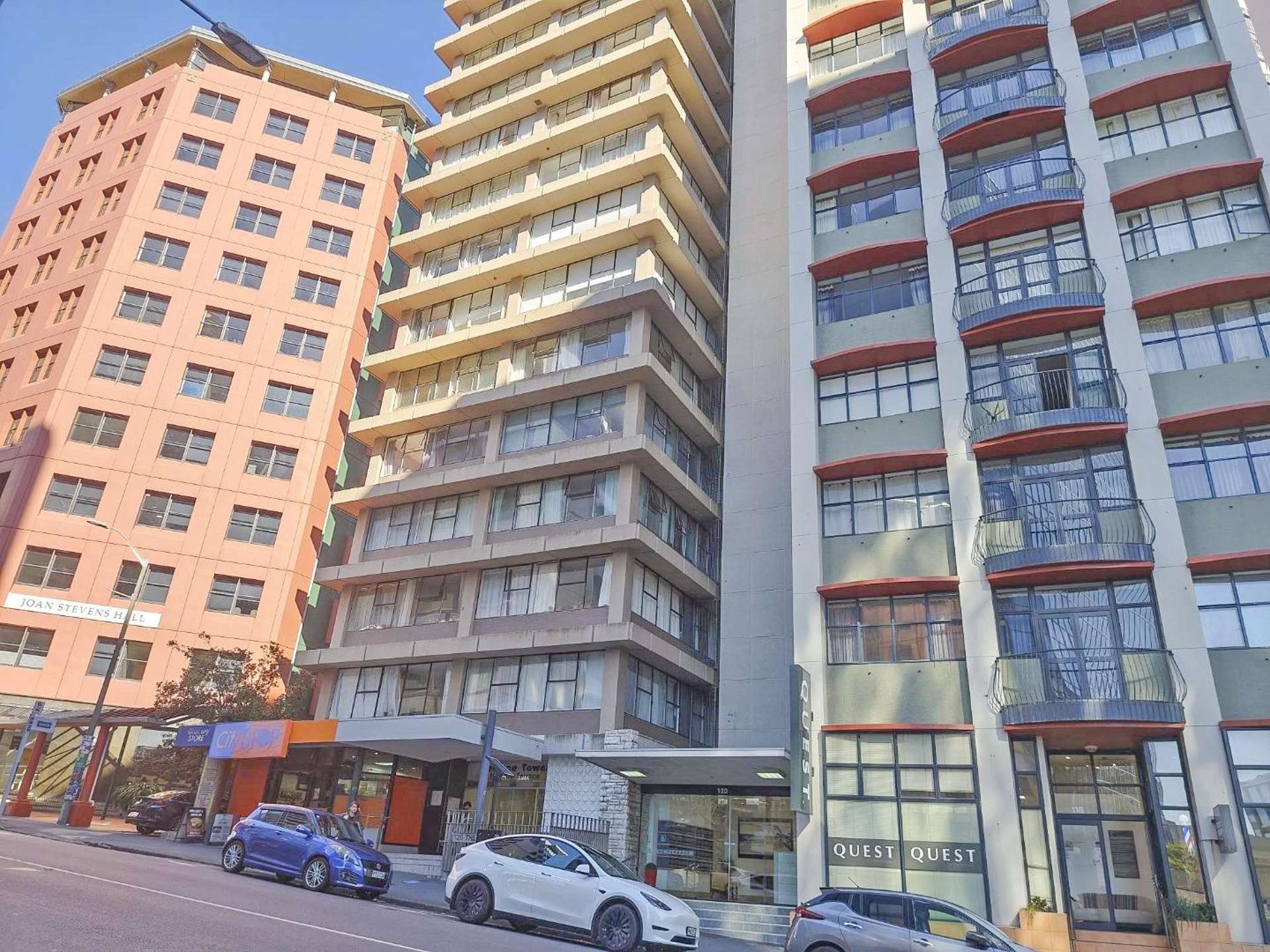 10D/126 The Terrace 2185_0