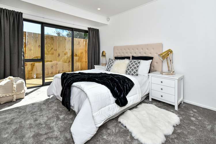 38 Diorella Drive Clover Park_7